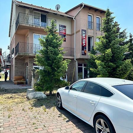 Velvet Motel Hegyeshalom Exterior foto